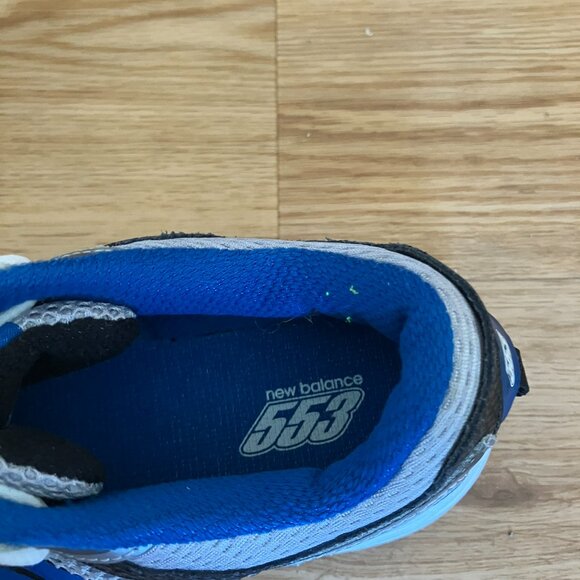 New Balance 553 Sneakers, Boys Size 4 - Picture 2 of 5